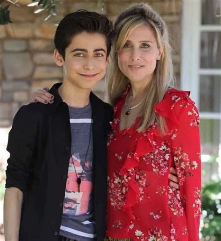 Aidan Gallagher Bio, Wiki, Age, Height, Wife, Children, Family, Movies, Tv Shows, and Net Worth