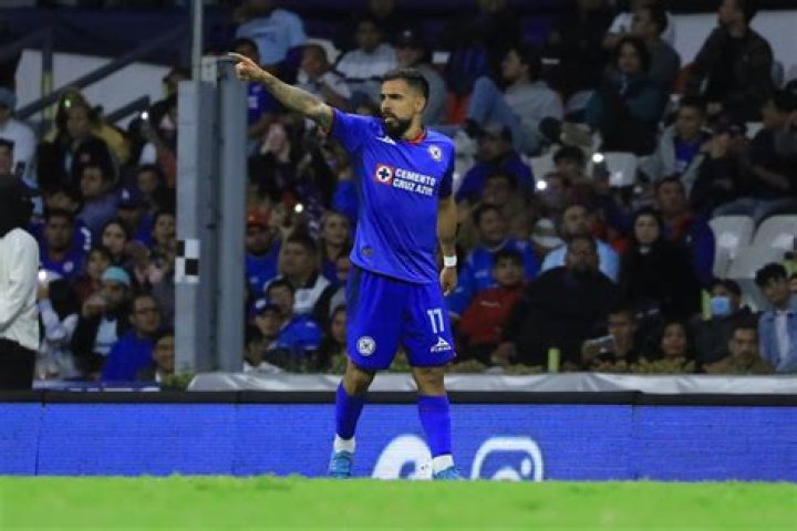 Alonso Escoboza Salary, Parents, Girlfriend, Age, Wiki, Biography, , Height