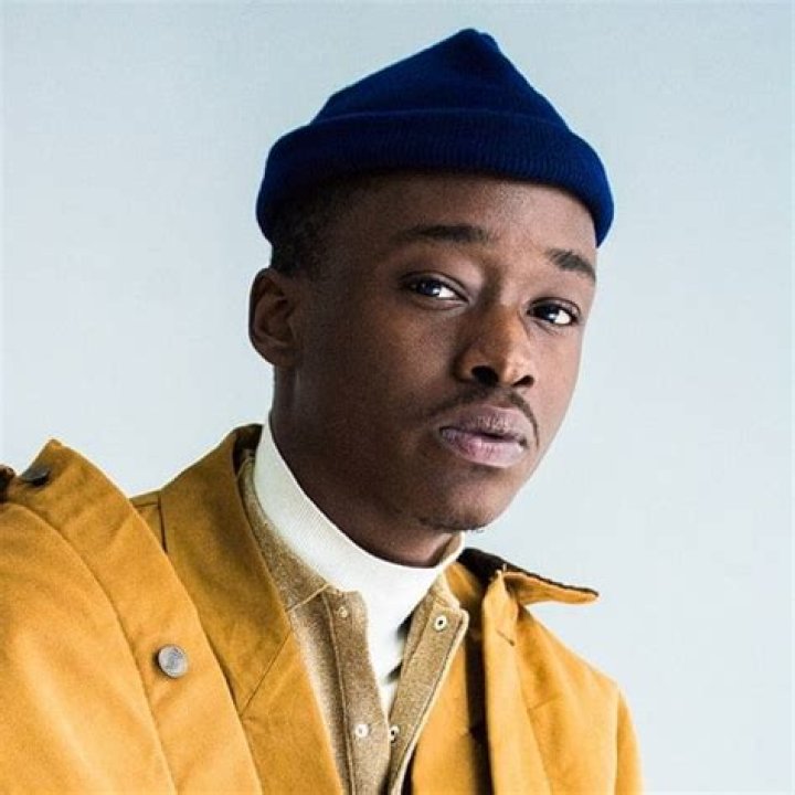 Ashton Sanders: dating, net worth, tattoos, smoking & body facts