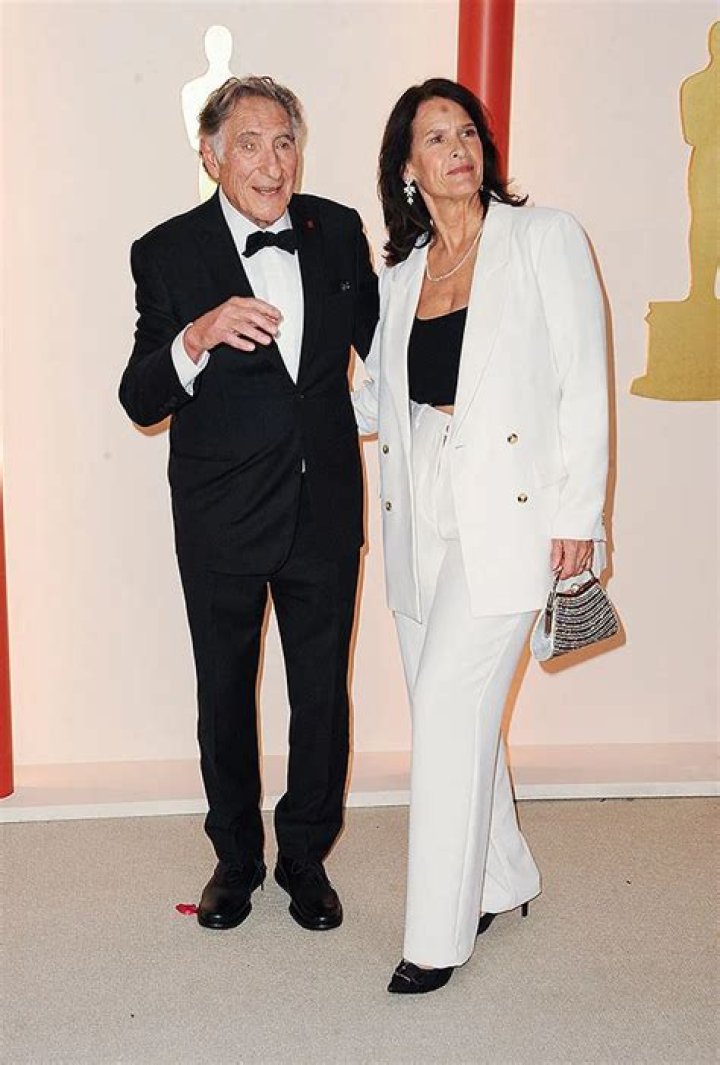 Bonni Chalkin: Meet Judd Hirsch’s Second Wife