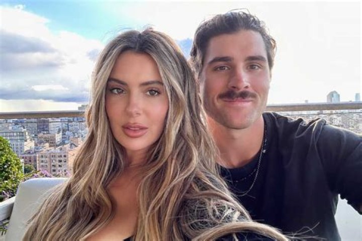 Brielle Biermann Bio, Wiki, Net Worth, Dating, Boyfriend, Father, Age