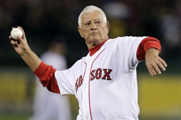 Carl Yastrzemski Net Worth, Income, Salary, Earnings, Biography