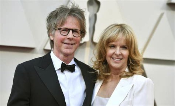 Dana Carvey- Age, Net Worth, Height, Wife, Career