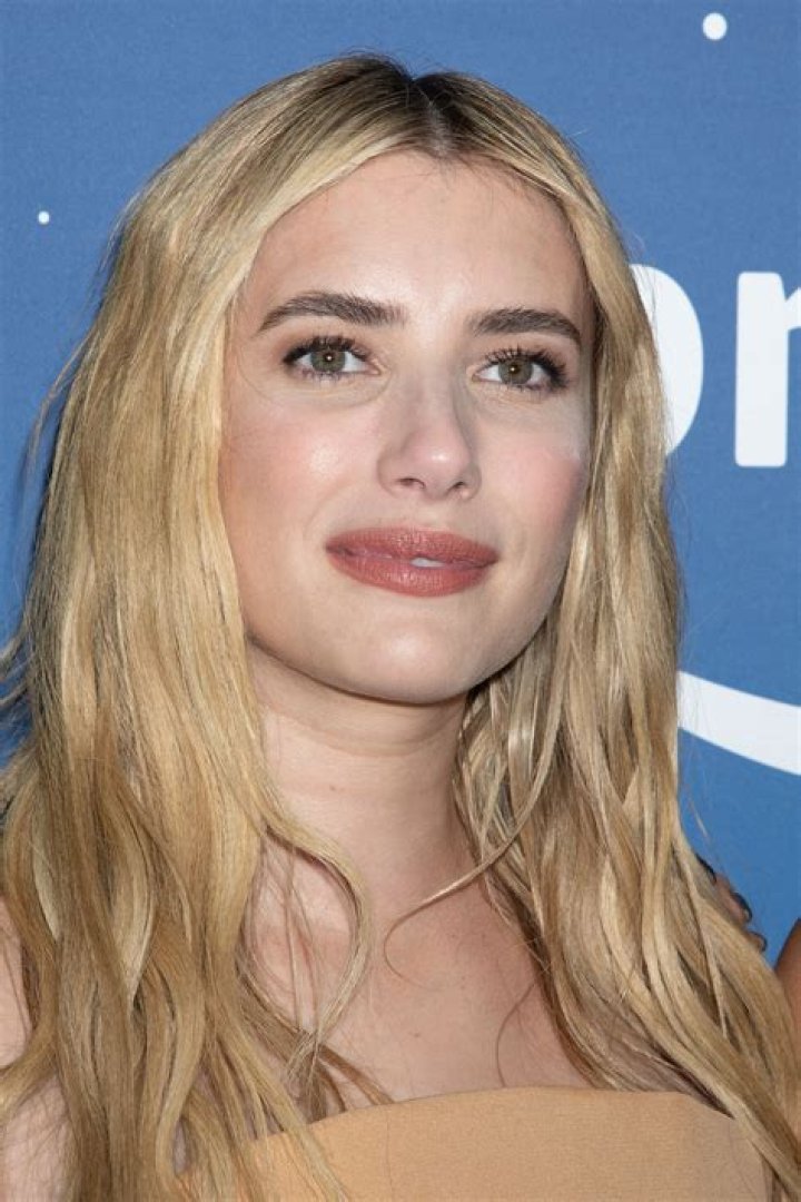 Emma Roberts Age, Facts, Net Worth, Boyfriend, Parents, Ethnicity, Family, Height, Size, Color & Bio