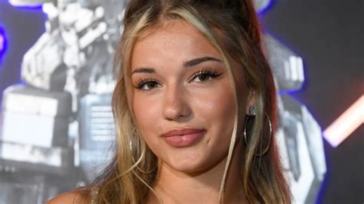 Fact Check: Is Breckie Hill Lesbian Or Does She Have A Boyfriend?