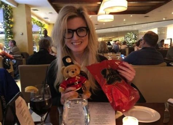 Grace Randolph Bio, Wiki, Age, Family, Husband, Comic Books, YouTube and Net Worth