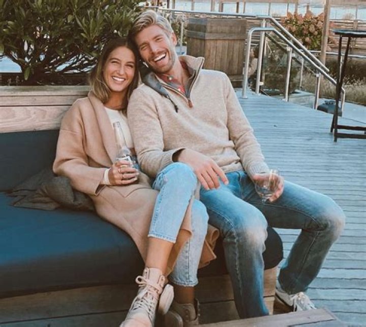 How Old Is Kyle Cooke Wife Amanda Batula? Meet The Winter House Cast On Instagram
