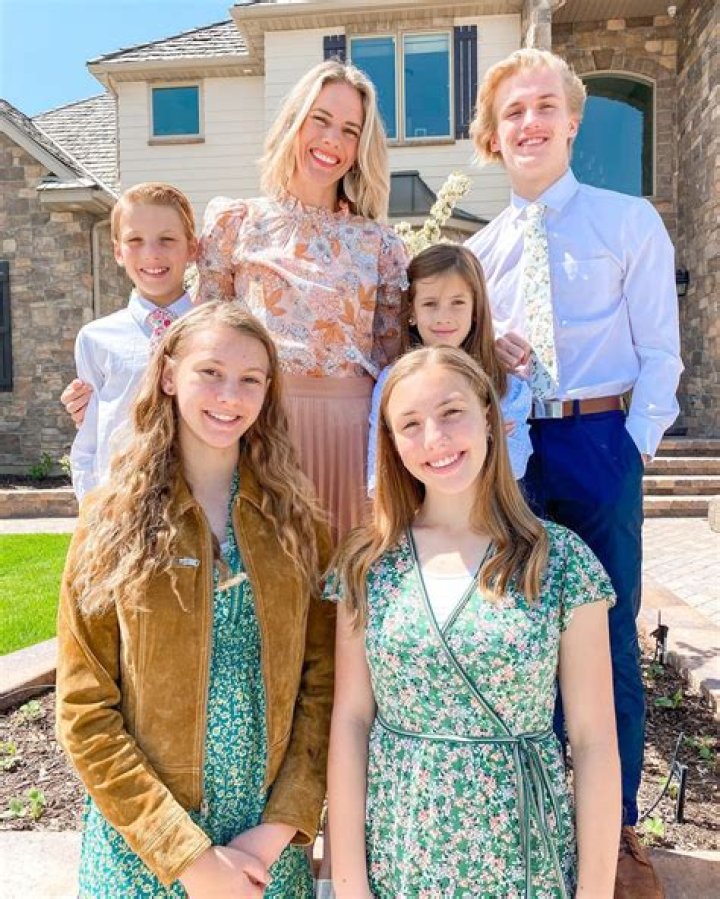 Is Noel Fielding Ill? Everything To Know About The Host Of Bake Off Judge