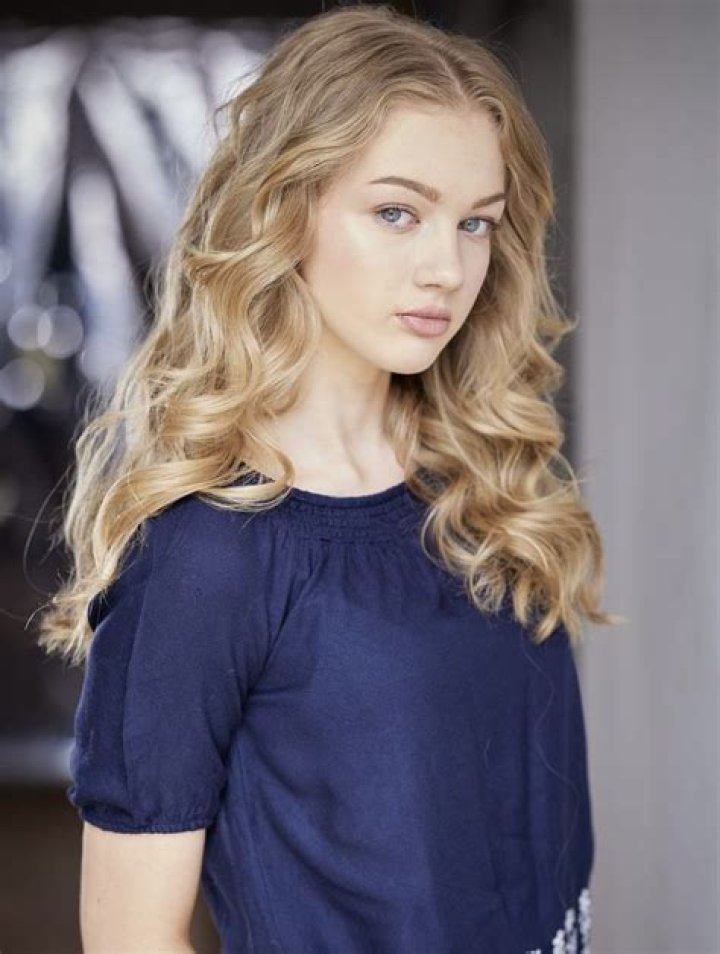 Jackie Abbott Actress Age Wiki, Biography Height, Instagram, Net Worth