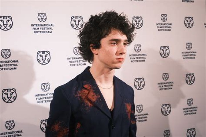 Jacob Derwig Son, Who is Roman Derwig? Meet Him On Instagram