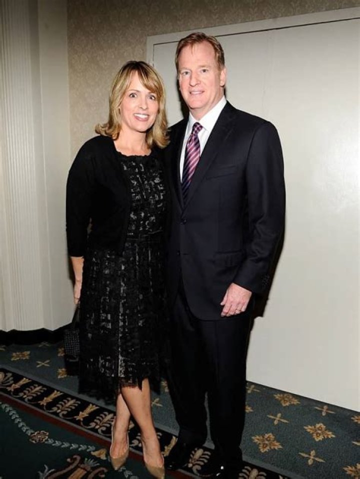 Jane Skinner Bio, Wiki, Age, Height, Husband, Fox News, Salary, and Net Worth.