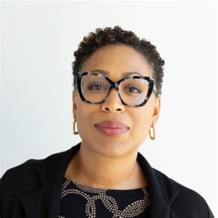 Jenn White Bio, Age, Husband, A1, NPR, Reset, WBEZ, WAMU 88.5