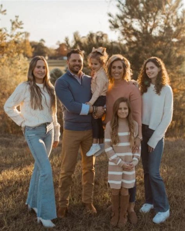 Jill Swaggart Bio, Wiki, Age, Wedding, Kids, New Baby and Net Worth