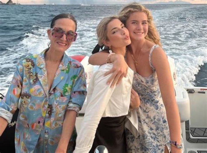 Kit Keenan Net Worth: How Rich is Cynthia Rowley’s Daughter?