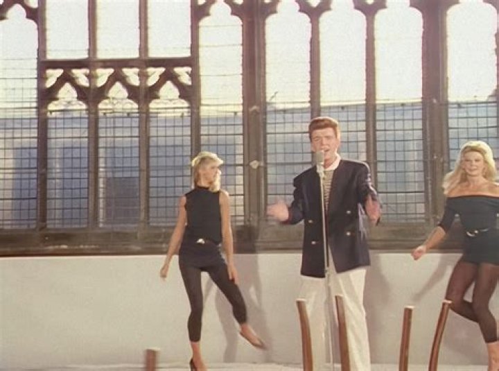 Kristin Seifert-DeCarlo’s biography, net worth, fact, career, awards and life story