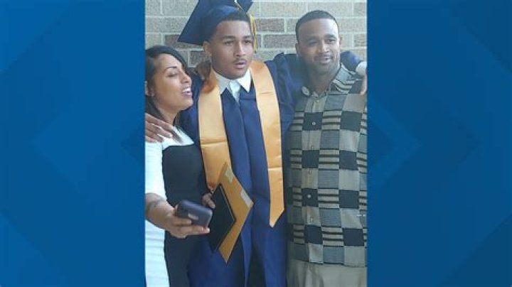 K’Von Wallace Net Worth, Salary, Contract, High School, PFF, 40 Time, Draft Pick