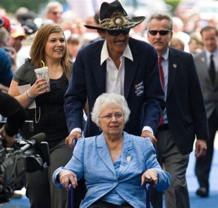 Lynda Petty Cause Of Death: How Did Richard Petty’s Wife Die?