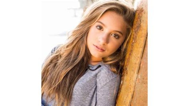 Mackenzie Ziegler age, height, net worth, Instagram, Parents, Snapchat