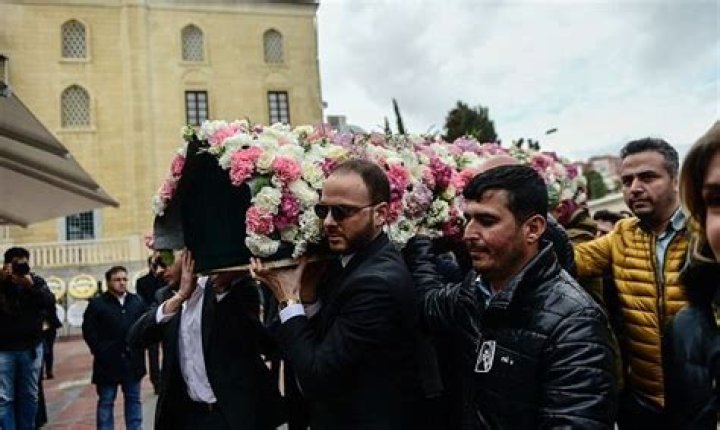 Mina Basaran Wiki, Biography, Net Worth, Death, Funeral, Engaged, Facts