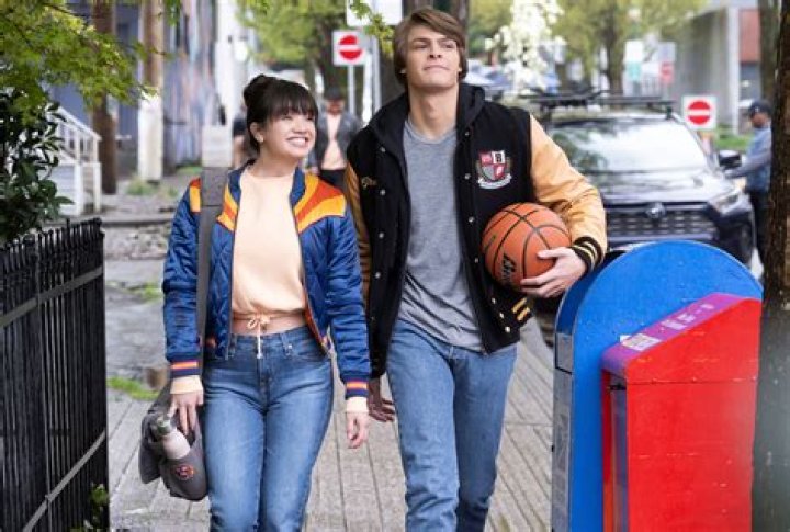 Peyton Elizabeth Lee Net Worth: Bio, Wiki, Age, Parents, and Boyfriend