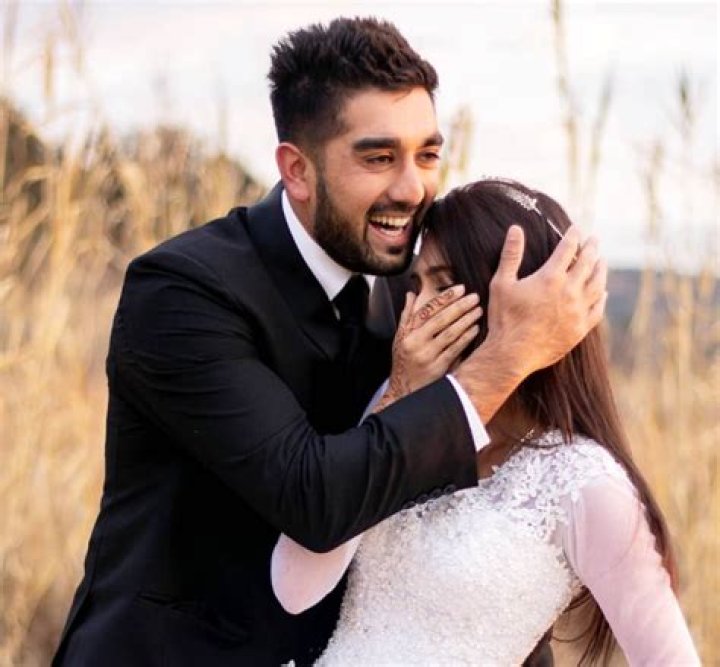 Tabraiz Shamsi Parents Name: Where Are They From?