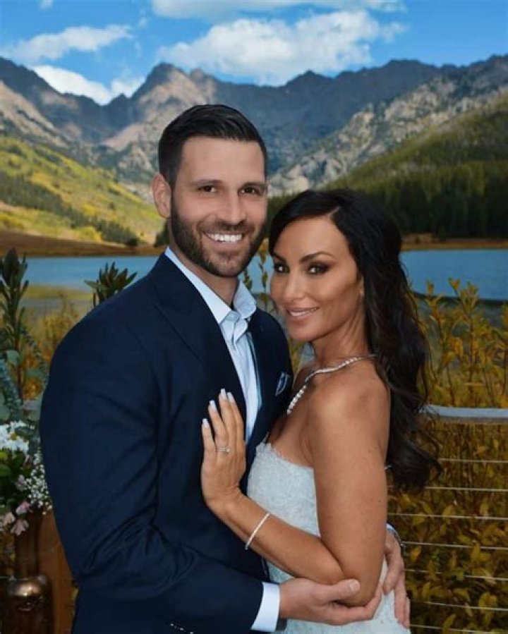 Vail Bloom husband: Is Vail Bloom married?