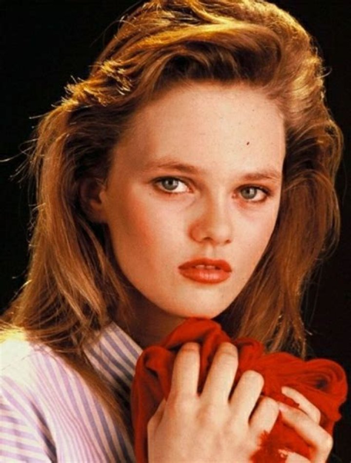 Vanessa Paradis Young: How old was Vanessa Paradis when she gave birth?