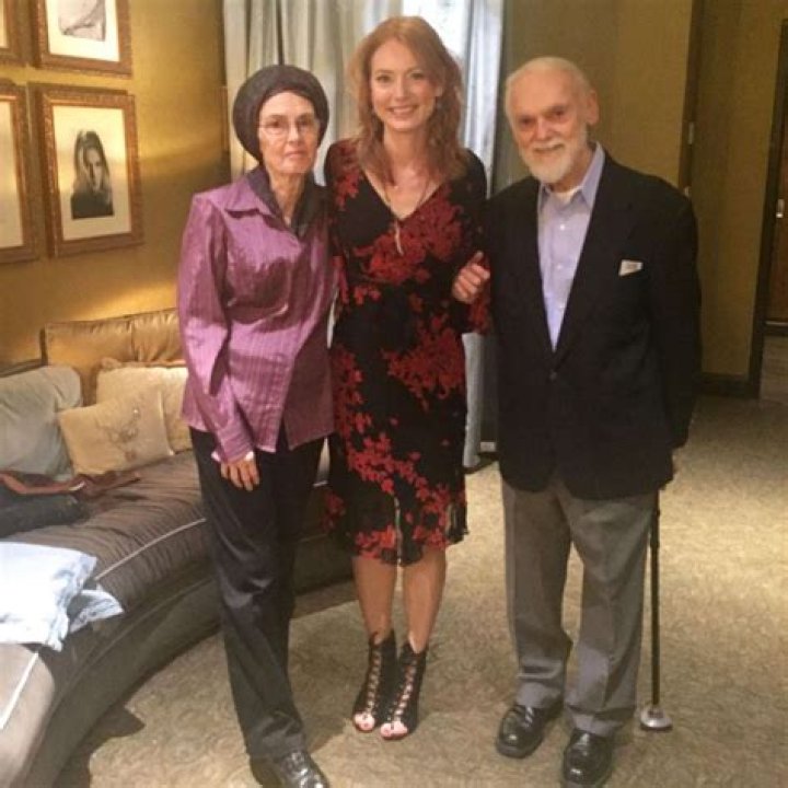 What Happened To Alicia Witt Parents? Father Robert Witt and Mother Diane Pietro Death Cause