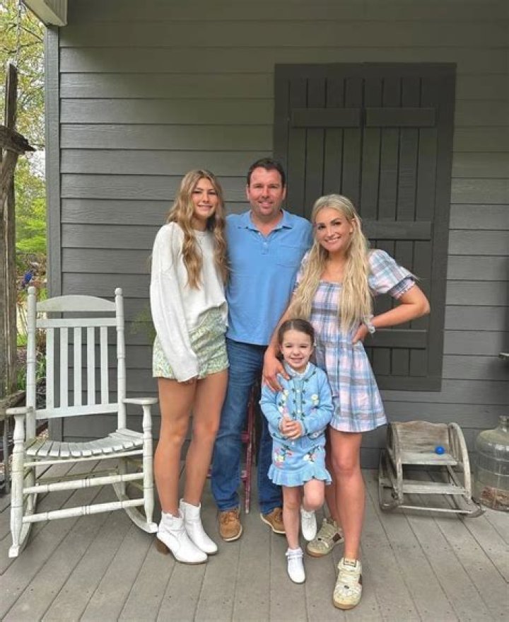 Who is the real father of Jamie Lynn Spears first child?