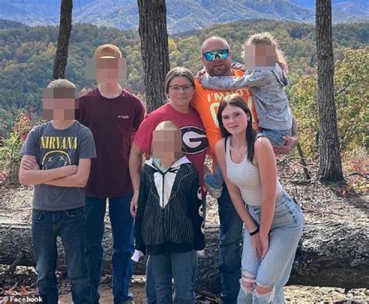 Who Is UFC Fighter Bobby Green Wife Tabitha Swann? Meet His Family And Children On Instagram